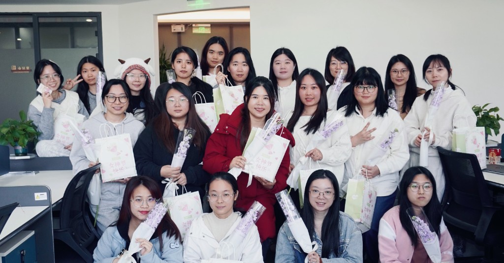 女神佳节・邂逅春日温柔封面